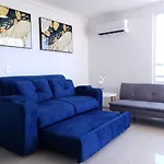 Exclusive High-Floor Apartment Ocean & Lake View